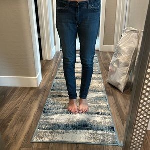 Washed out blue jeans AG